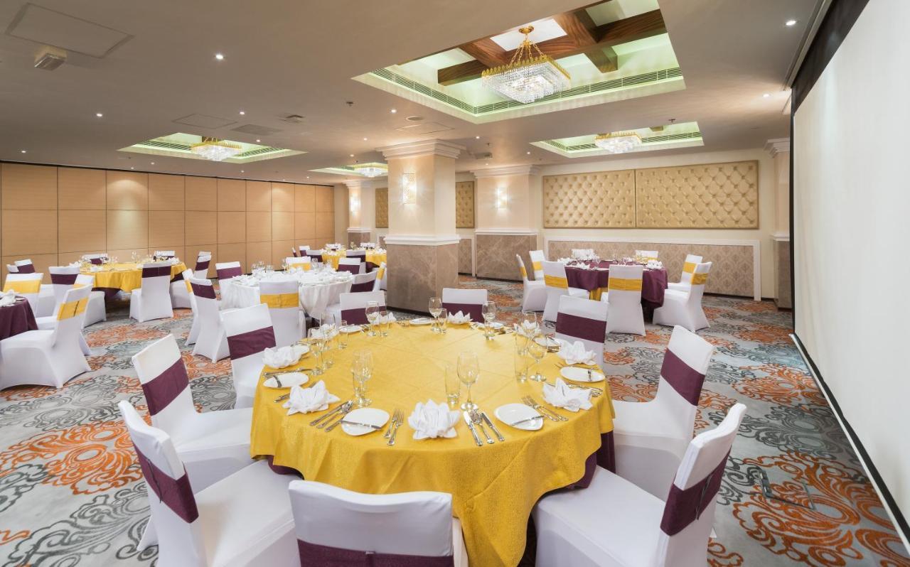 Centara Muscat Hotel Oman Екстериор снимка